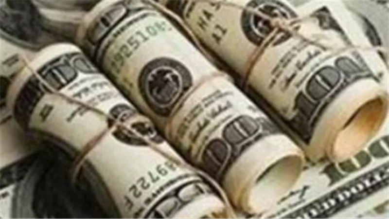 كم وصل سعر الدولار اليوم؟.. إليك تفاصيل الأسعار في 8 بنوك مصرية كبرى