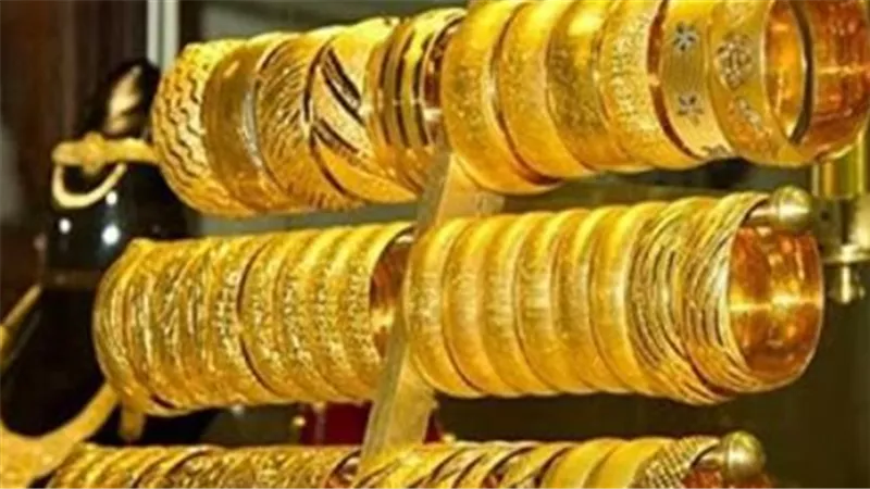 مسار الذهب من 4330 إلى 5600 دولار.. قصة تقلبات الأونصة في الربع الأول