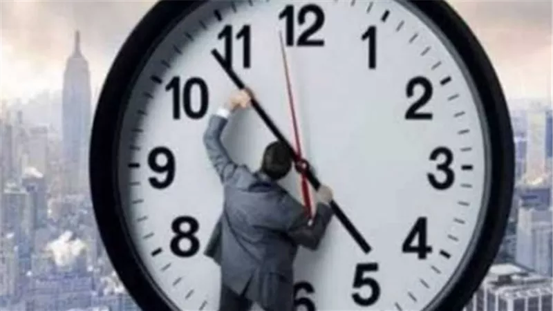 لماذا نغير التوقيت؟التفسير العلمي والظواهر الفلكية المرتبطة بالتوقيت