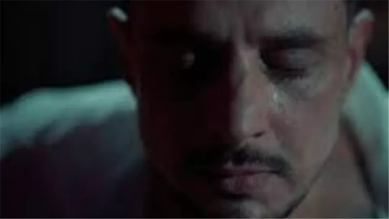 تفاصيل قرار وزيرة الثقافة والرقابة برفع التصنيف العمري لفيلم 