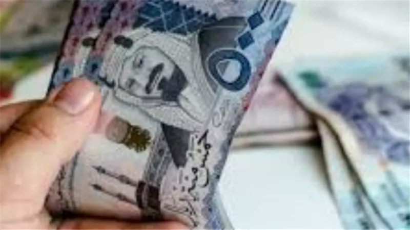 الطلب الموسمي يرفع سعر الريال السعودي.. قائمة البنوك الأعلى سعرًا في مصر الآن