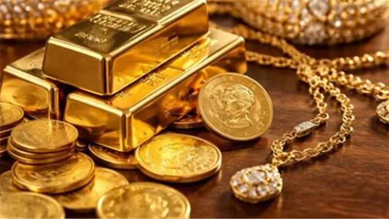 تطورات سوق الذهب المصري: عيار 21 والجنيه الذهب في مواجهة تقلبات الدولار