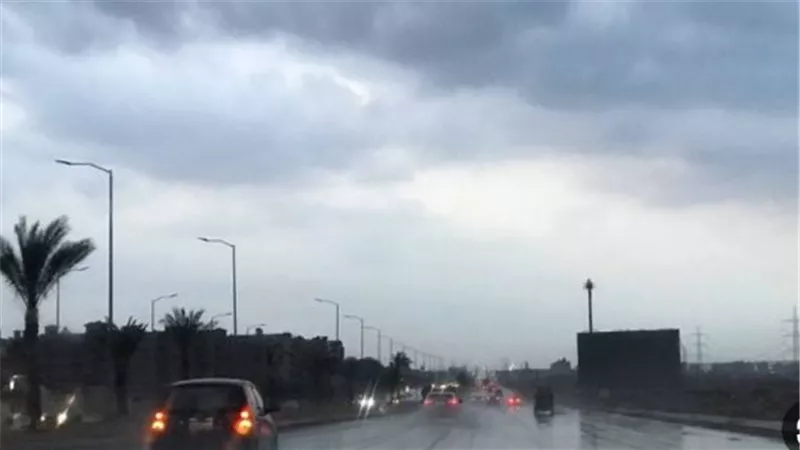 انخفاض الرؤية الأفقية لـ 500 متر.. هيئة الأرصاد تحذر من العواصف الترابية في المناطق المكشوفة