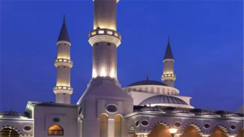 الهيئة العامة للمساحة تعلن مواقيت الصلاة لليوم الخميس في القاهرة والمحافظات المختلفة