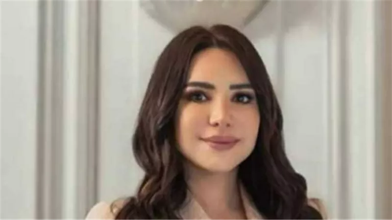 توضيح حاسم من إنجي علاء: 