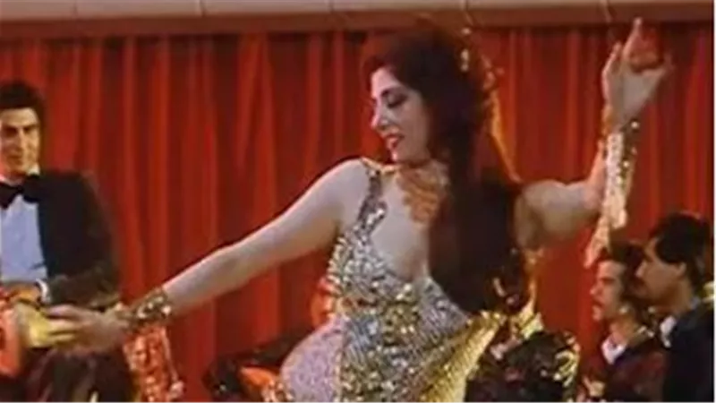 من نبيلة عبيد إلى دينا دياب.. رحلة بدلة الرقص كأداة درامية في السينما المصرية