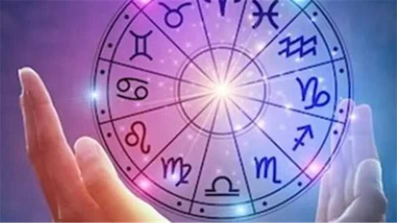 بوابة الحظ تفتح أبوابها.. تعرف على ما يخبئه لك الفلك في الحب والعمل والصحة اليوم