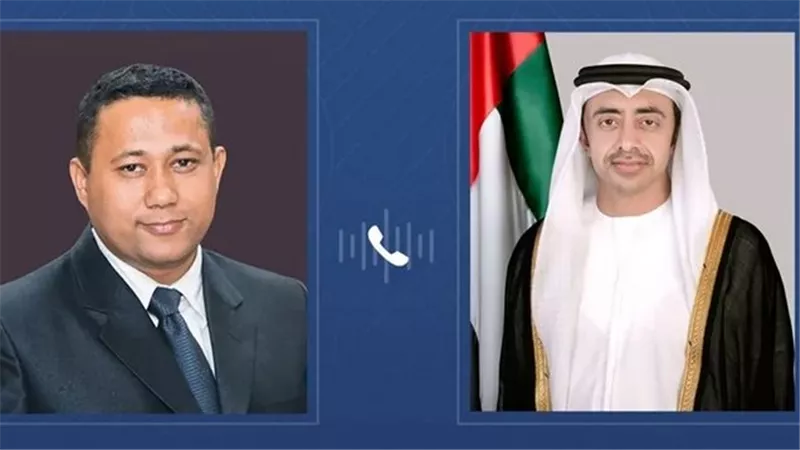  عبدالله بن زايد ووزير خارجية نيبال يبحثان هاتفيًا تداعيات الاعتداءات الإيرانية 