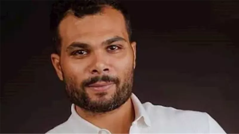 سر نصيحة الفنان الراحل عبد الله محمود لابنه بشأن ارتباطه المبكر بزوجته الحالية