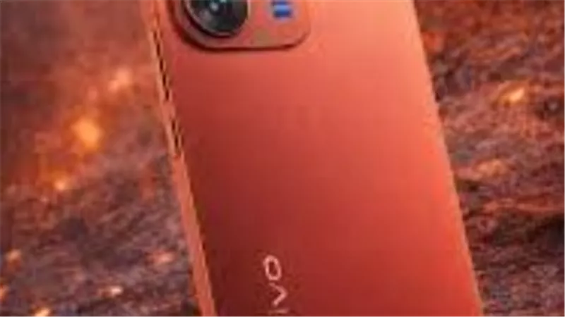 مقارنة شاملة: لماذا يعتبر Vivo V70 5G الخيار الأفضل لصناع المحتوى؟