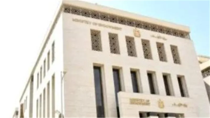 ردود فعل واسعة بعد استدعاء مظهر شاهين للتحقيق: هل انتهى عصر الارتجال الإعلامي للأئمة؟