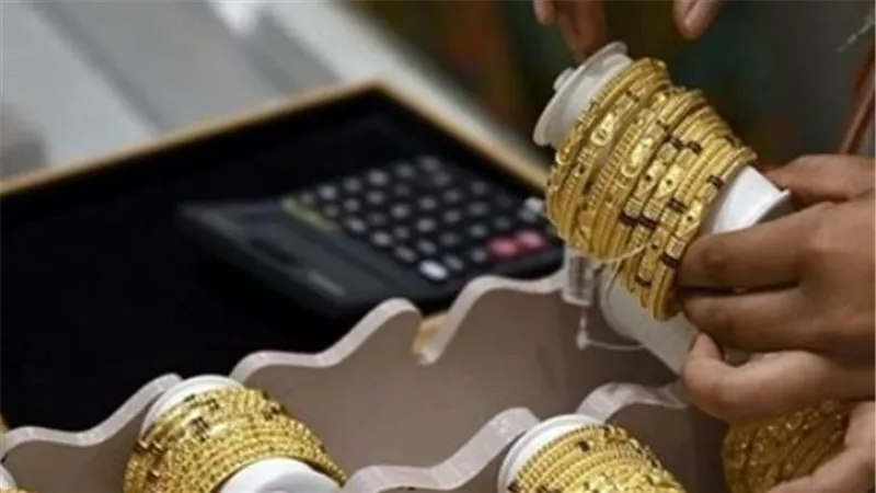الذهب إلى أين؟ أسعار الذهب اليوم في مصر وتفاصيل التراجع الكبير لعيار 21