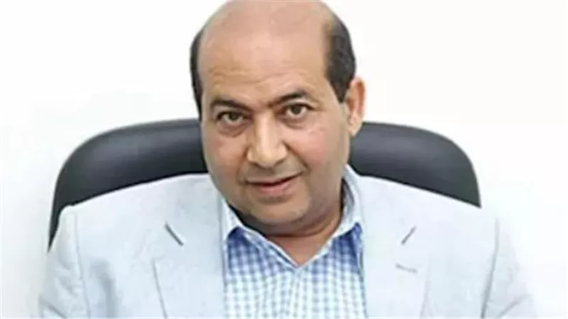 طارق الشناوي يحسم الجدل: ياسمين عبد العزيز نجمة الشباك الأولى ولا تقارن بغيرها