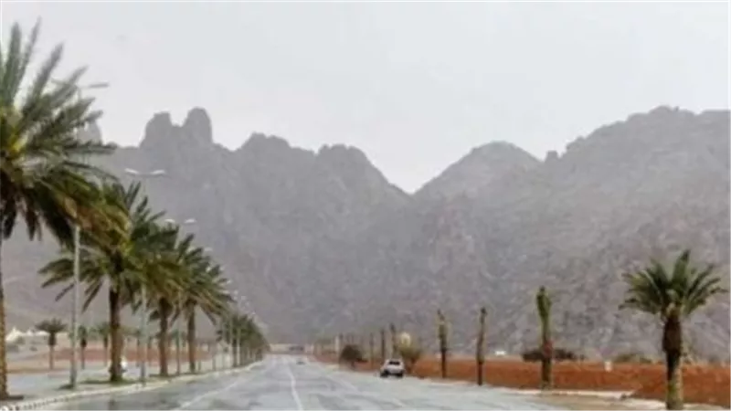 حالة الطقس في المملكة: توقعات بهطول أمطار بنسبة 65% والحرارة تسجل 28 درجة للعظمى