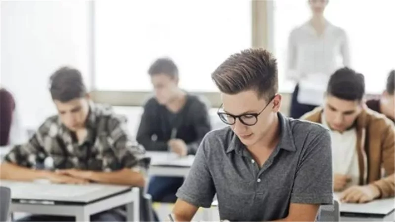 مواصفات الورقة الامتحانية للثانوية العامة 2026: 85% اختيار من متعدد و15% مقالي