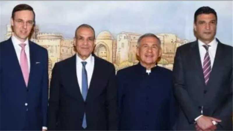 نقل التكنولوجيا وتوطين الصناعة.. مخرجات لقاء عبد العاطي ومينيخانوف في القاهرة