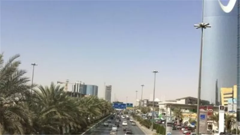 تقرير الطقس اليومي: تقلبات جوية في السعودية والحرارة تنخفض لـ 19 درجة خلال المساء