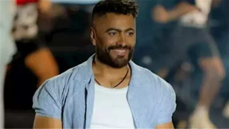 من الكاسيت إلى العالمية.. رحلة تامر حسني من أول ألبوم إلى دويتو فرنش مونتانا