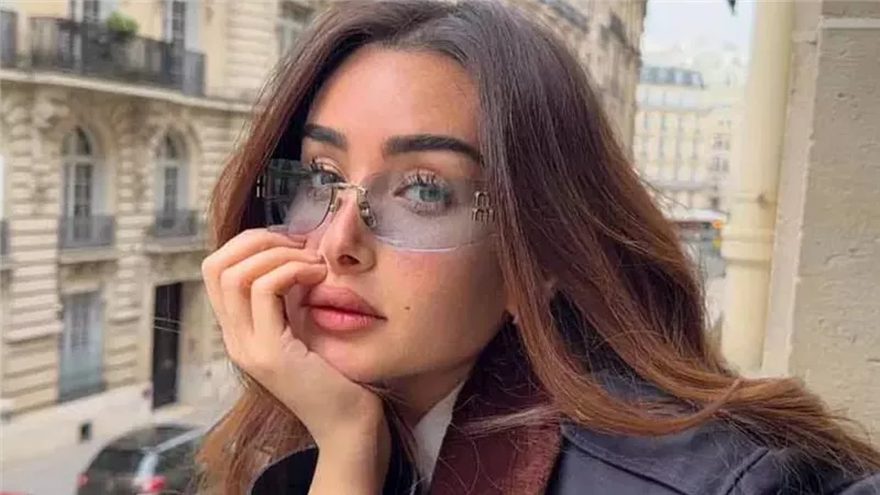 من 