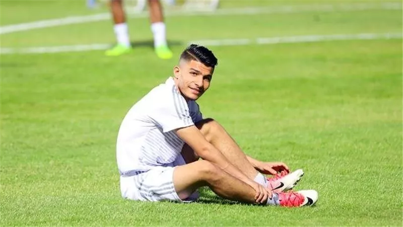 حسام حسن يدعو إسلام عيسى للسفر مع منتخب مصر إلى كأس العالم