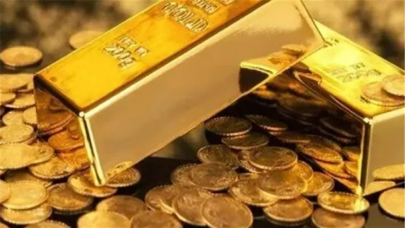 تأثير هبوط الأونصة العالمية على أسعار الذهب في السوق المصري والخليجي