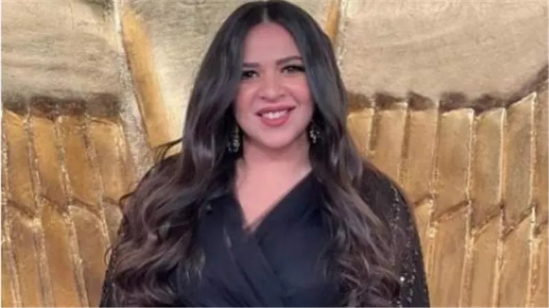 النشأة في محراب الفن وتأثير العائلة.. من هي إيمي سمير غانم؟