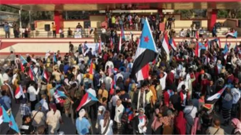 الإرادة الشعبية الجنوبية.. الصخرة التي تتحطم عليها المكونات 