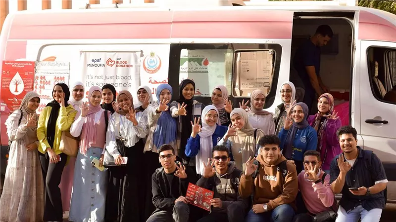 مكتب الاتحاد المصري لطلاب الصيدلة بجامعة المنوفية يُشن حملته للتوعية عن التبرع بالدم
