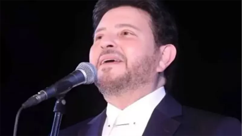 صديق العمر في محنة.. مصطفى كامل يناشد الجمهور بالدعاء لهاني شاكر ويحذر من الشائعات