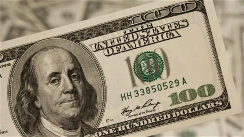 هدوء حذر في سوق الصرف.. استقرار سعر الدولار أمام الجنيه بالتعاملات المسائية لـ 20 أبريل
