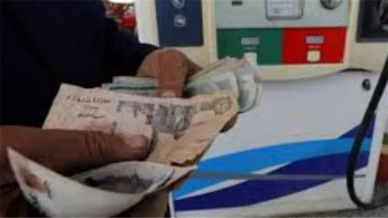أسعار البنزين 95 و92 و80 اليوم.. وتكلفة أسطوانة الغاز المنزلي الجديدة
