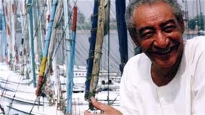 عبد الرحمن الأبنودي.. رحيل الجسد وبقاء الكلمة في الذكرى السنوية لوفاته