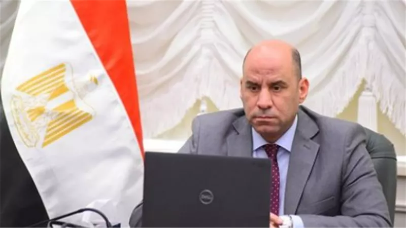 وزير العمل يطلق نشرة التوظيف الكبرى لشهر أبريل 2026