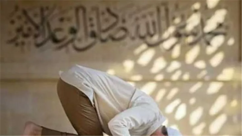 موعد صلاة العشاء اليوم في القاهرة والإسكندرية والإسماعيلية