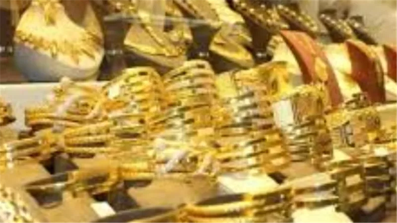 استراتيجية شراء الذهب في 2026: هل الوقت الحالي مناسب للاقتناء أم الانتظار لهدوء العواصف السياسية؟