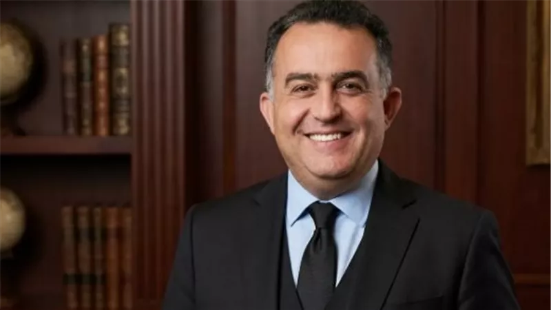 تعرف على المؤهلات الأكاديمية والمهنية لعمر رضوان رئيس البورصة المصرية الجديد