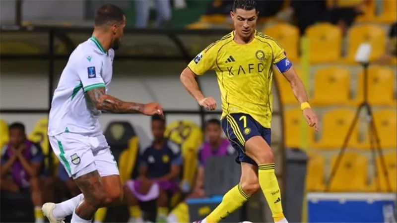 النصر يبلغ نهائي 