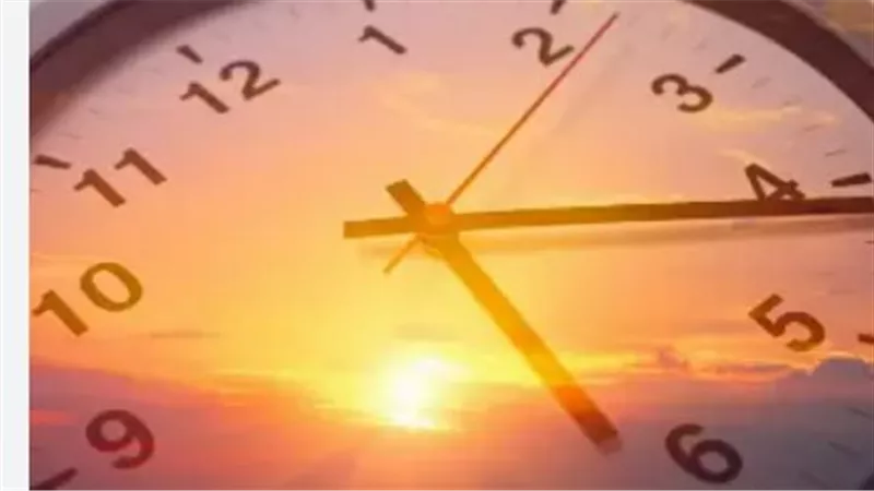 أهداف التوقيت الصيفي وخطوات ضبط الساعة والهواتف