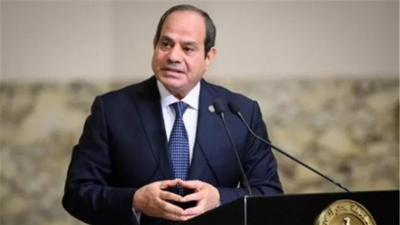 الوفاء للشهداء.. الرئيس السيسي يحيي الذكرى الـ 44 لتحرير سيناء بزيارة قبر الجندي المجهول