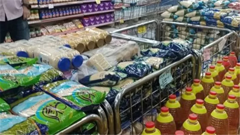 تطورات أسعار السلع التموينية والأسواق الحرة: الأرز يسجل 34.61 جنيهًا للكيلو