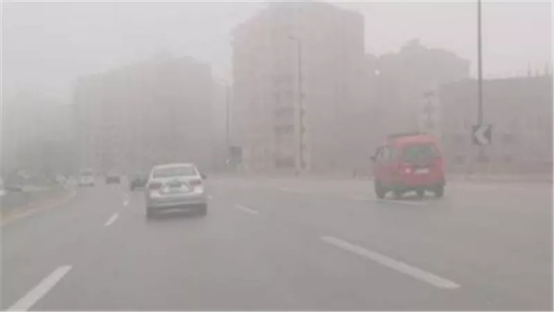 تقلبات جوية في أبريل: شبورة مائية صباحية وأمطار متوسطة تضرب السواحل الشمالية وسيناء
