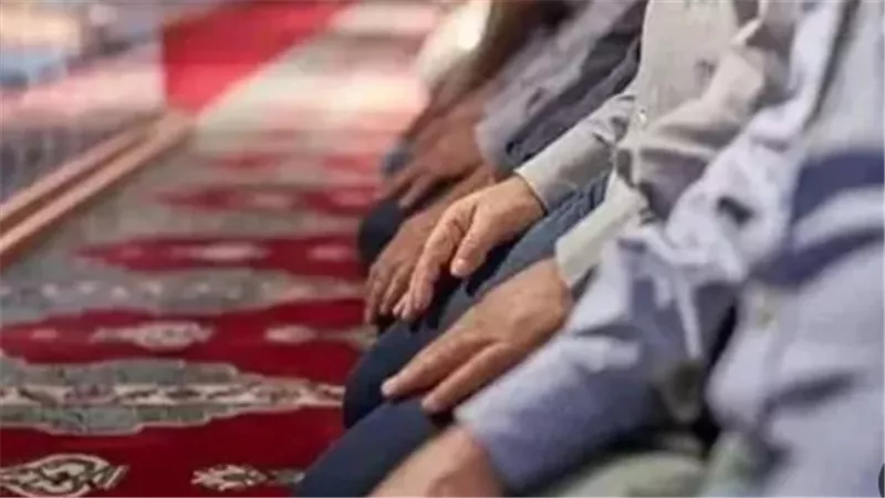 الصلاة على وقتها.. تعرف على مواقيت الأذان اليوم في محافظات الصعيد والدلتا