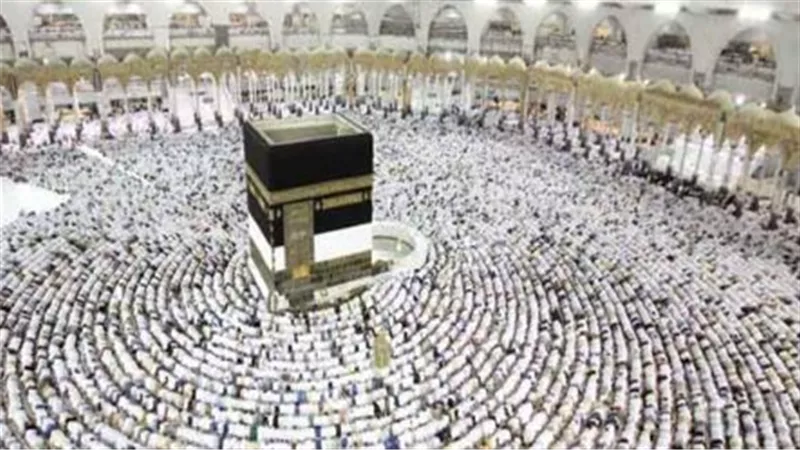 دليل الحاج الشامل: شروط الطواف الصحيح وأركان الحج العشرة بالترتيب الزمني