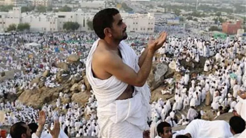 دليل أنواع الطواف وشروط صحته.. كل ما تريد معرفته عن مناسك الحج وأركانه الأساسية