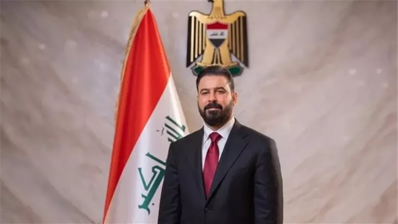 علي الزيدي: العراق يعاني من مديونية تزيد عن 208 تريليونات دينار