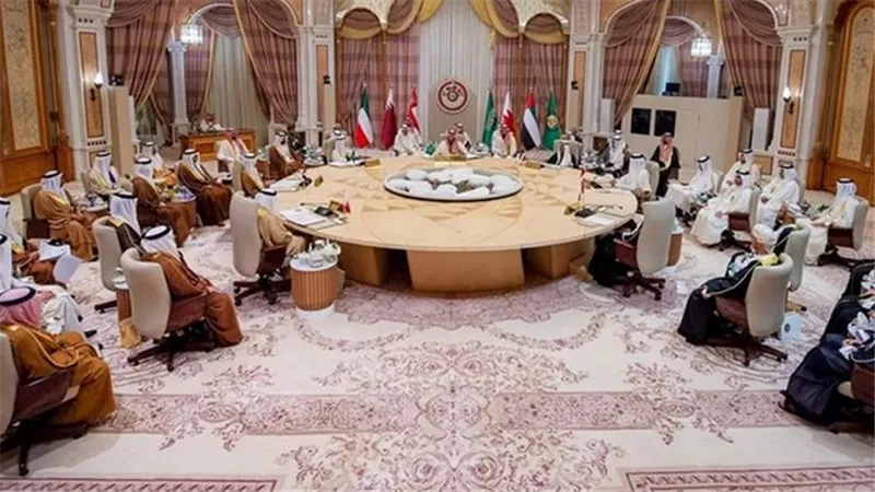  التعاون الخليجي يؤكد ضرورة إيجاد مسار دبلوماسي ينهي الأزمة بالمنطقة 