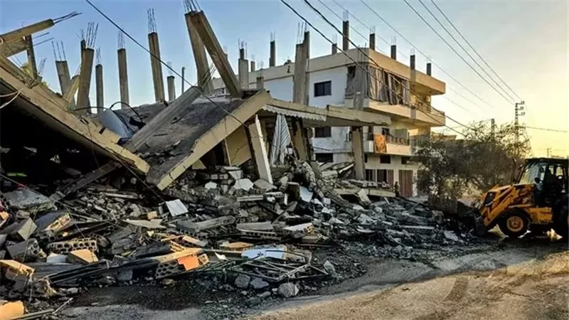  قتيل في غارات إسرائيلية على جنوب لبنان رغم الهدنة 