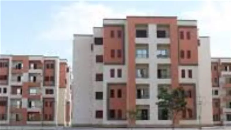 مرحلة انتقالية في سياسة الإسكان بمصر.. كيف أثرت تكلفة مواد البناء على الطرح الحالي؟