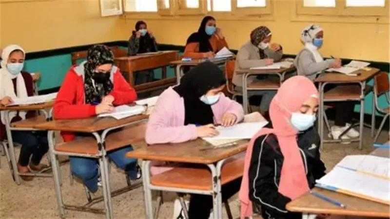 انطلاق ماراثون الثانوية العامة 21 يونيو.. تعرف على عدد مواد النظامين الجديد والقديم