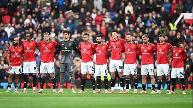 تشكيل مباراة مانشستر يونايتد وليدز في الدوري الإنجليزي تشكيل مباراة مانشستر يونايتد وليدز في الدوري الإنجليزي